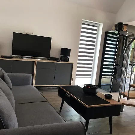 Lepaszowka Caloroczny Nr1 Appartement Tylmanowa